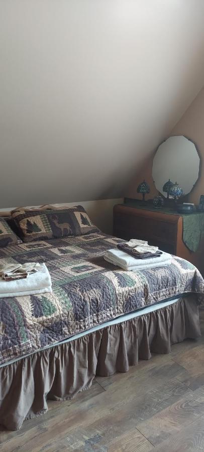 The Old Tioga Inn Bed And Breakfast Fairmount Springs Ngoại thất bức ảnh