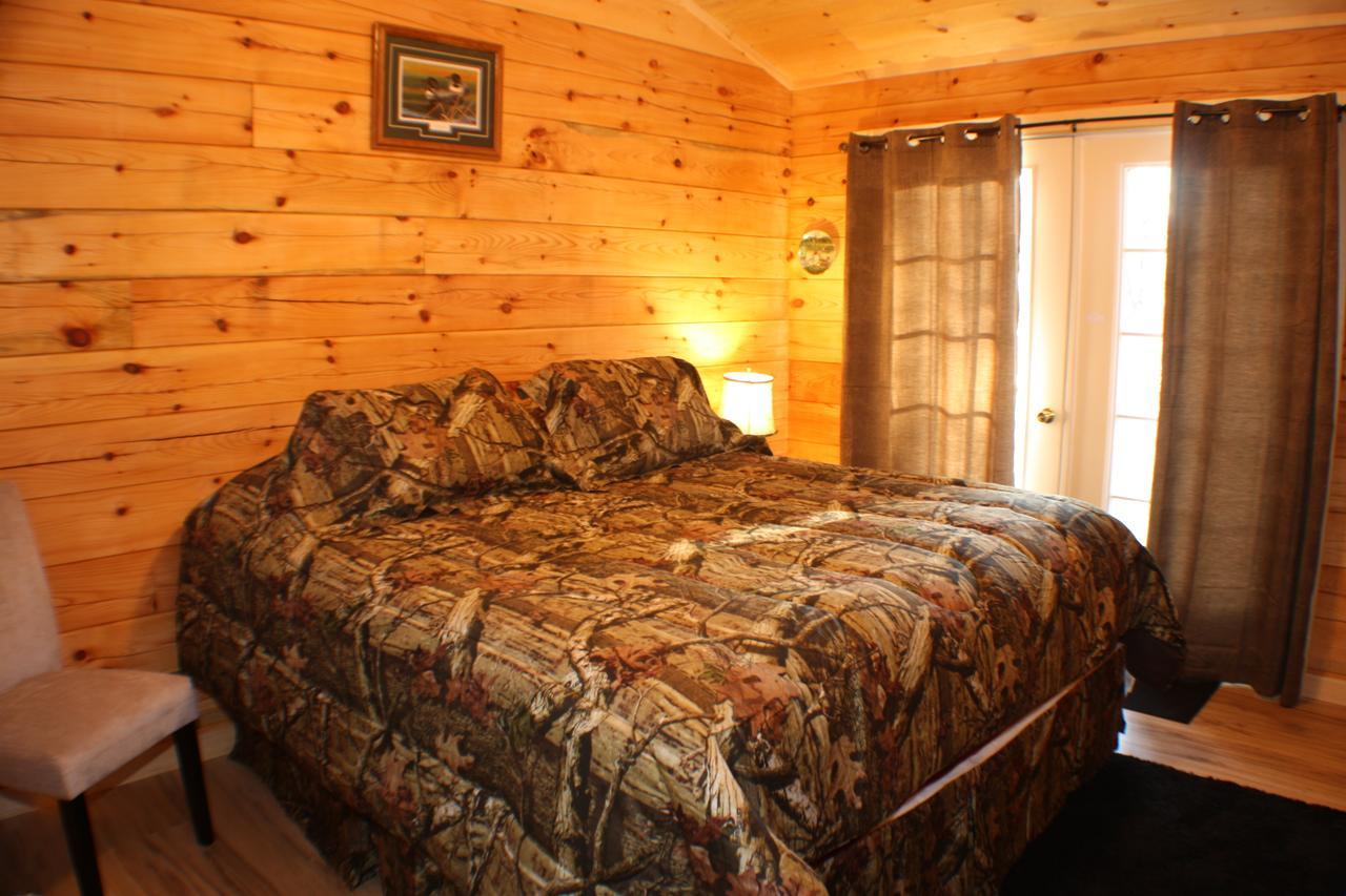 The Old Tioga Inn Bed And Breakfast Fairmount Springs Phòng bức ảnh